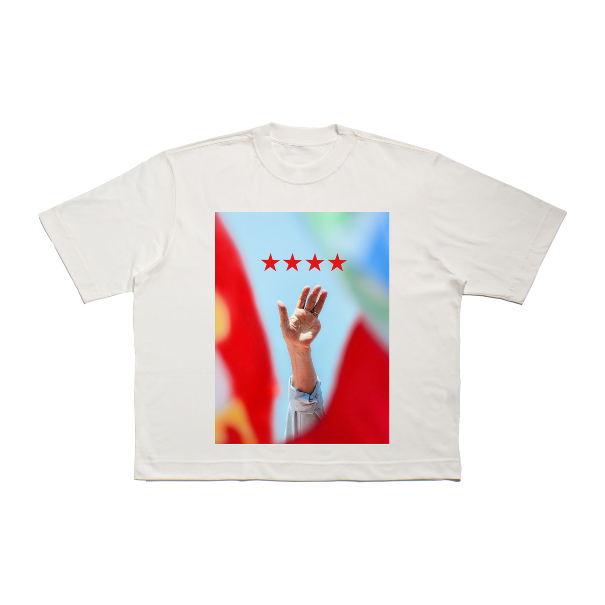 É Tetra BOXY Off-white